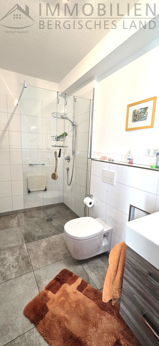 Duschbad Etagenwohnung H�ckeswagen