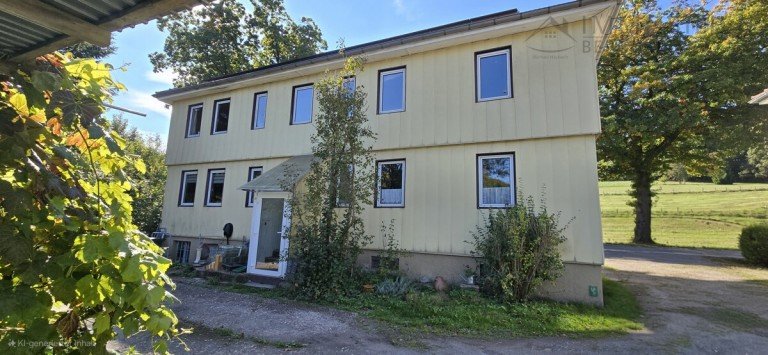 R�ckansicht H�ckeswagen Mehrfamilienhaus TEILVERMIETETES DREIFAMILIENHAUS++IDEAL F�R HANDWERKER++