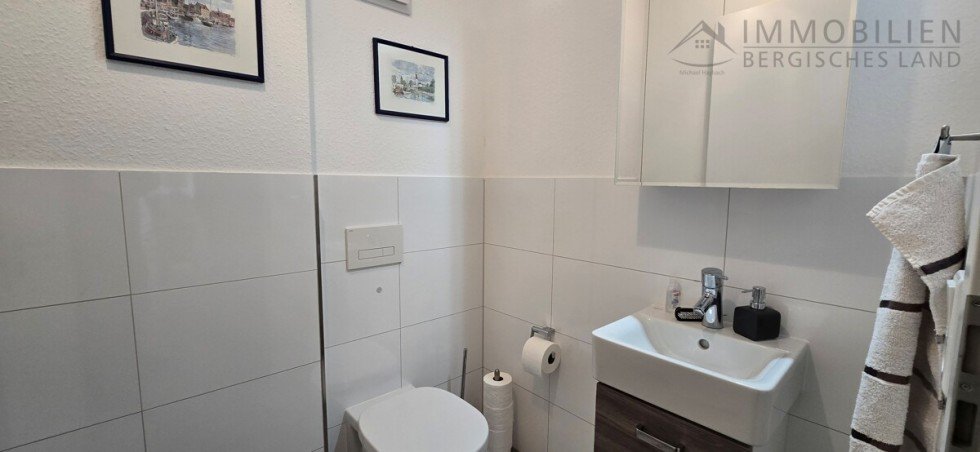 G�ste-WC Etagenwohnung H�ckeswagen