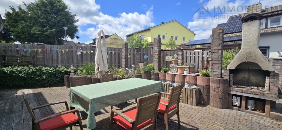 Terrasse Reiheneckhaus H�ckeswagen