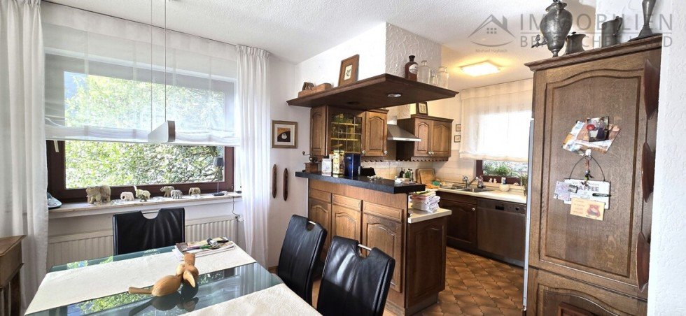 Essbereich mit K�che Reihenendhaus H�ckeswagen