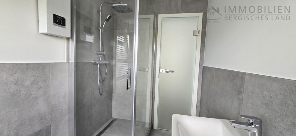 Badezimmer Dachgeschosswohnung Remscheid