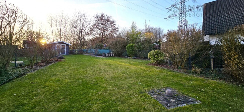 Garten Doppelhaush�lfte H�ckeswagen