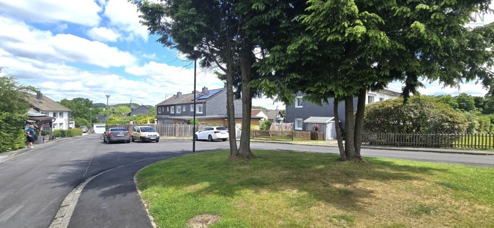 Ruhige Sackgassenlage Reiheneckhaus H�ckeswagen