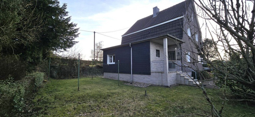 Seitenansicht Einfamilienhaus H�ckeswagen