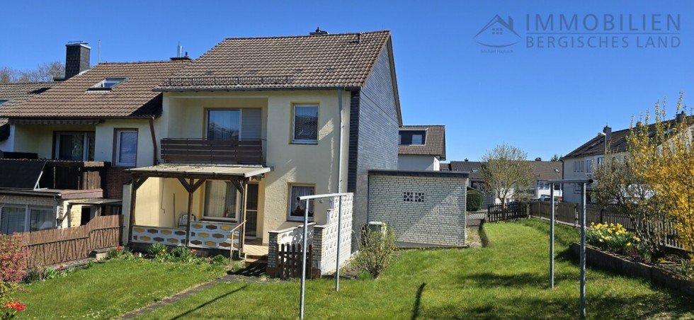 Gartenansicht Reihenendhaus H�ckeswagen